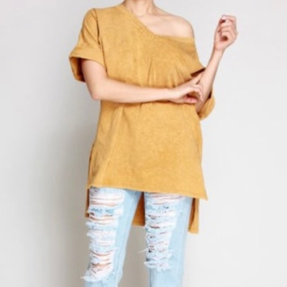 V-Neck Wash Tee